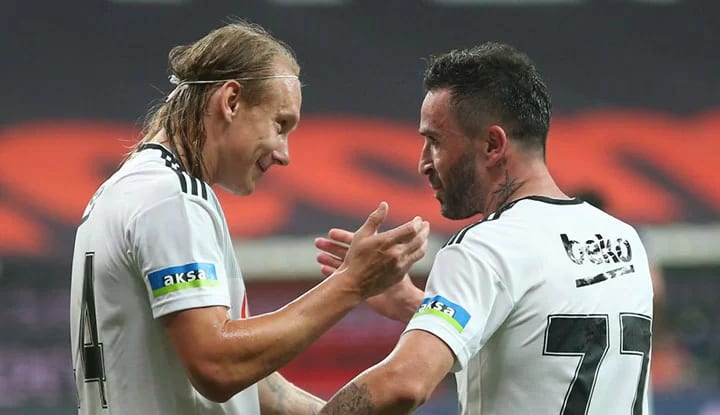 Vida'dan sürpriz Gökhan Gönül paylaşımı!
