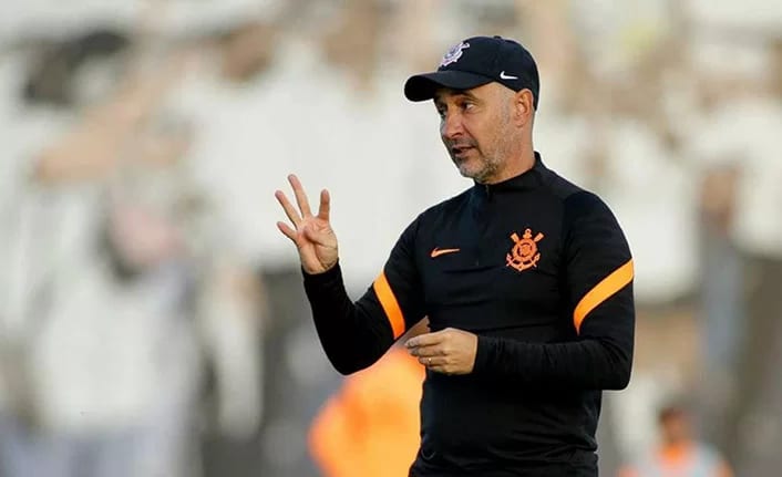 Vitor Pereira'nın transfer listesini sızdırdılar! Beşiktaşlı isim de var