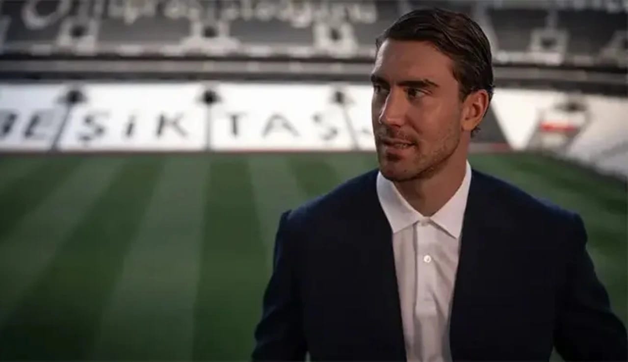 Vlahovic’den flaş açıklamalar! “Beşiktaş kariyerim için en doğru karar”