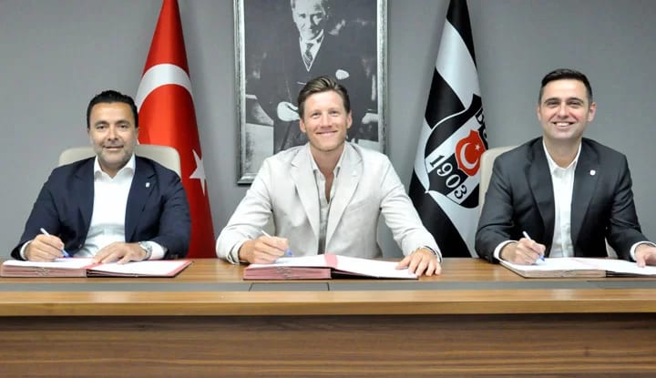 Weghorst resmen Beşiktaş'ta!