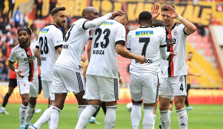 Welinton, devre arasında yaşananları anlattı! "Devre arasında hocamız..."