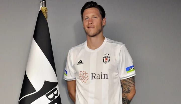 Wout Weghorst'dan ilk röportaj! " Kararımda Beşiktaş taraftarının ilgisi etkili oldu"
