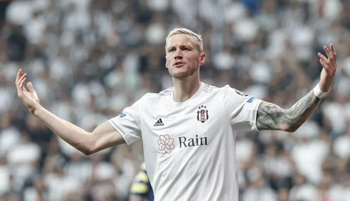 Wout Weghorst'tan Beşiktaş itirafı! "Telefonu bırakıp ağlamaya başladım..."