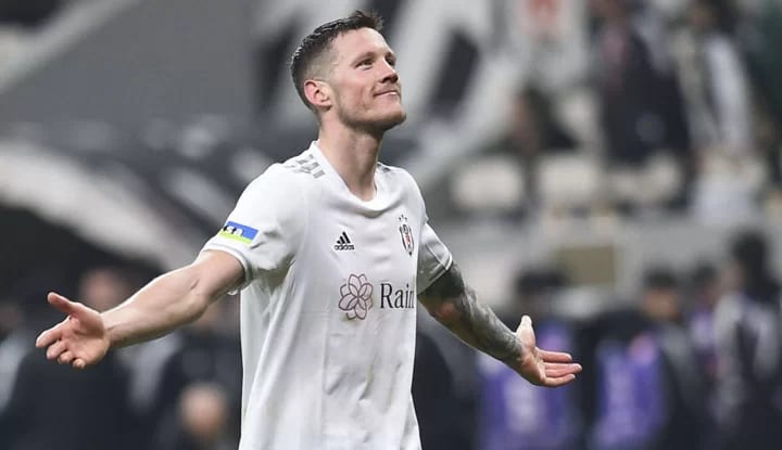 Wout Weghorst'tan Beşiktaş paylaşımının altına cevap!
