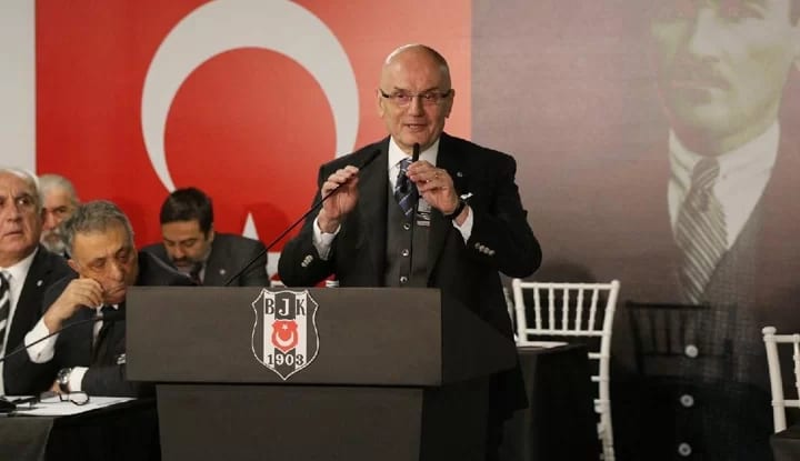Yamantürk’den flaş açıklama! “Ahmet Nur Çebi’ye saygısızlık yapmadım”