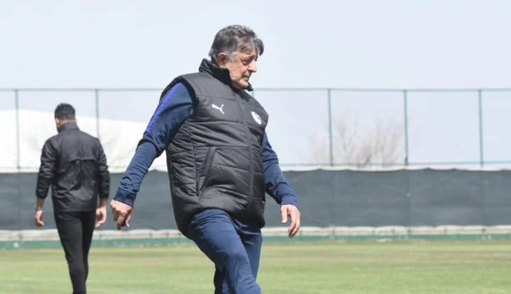 Yılmaz Vural'dan Sergen Yalçın'a maç öncesi esprili mesaj