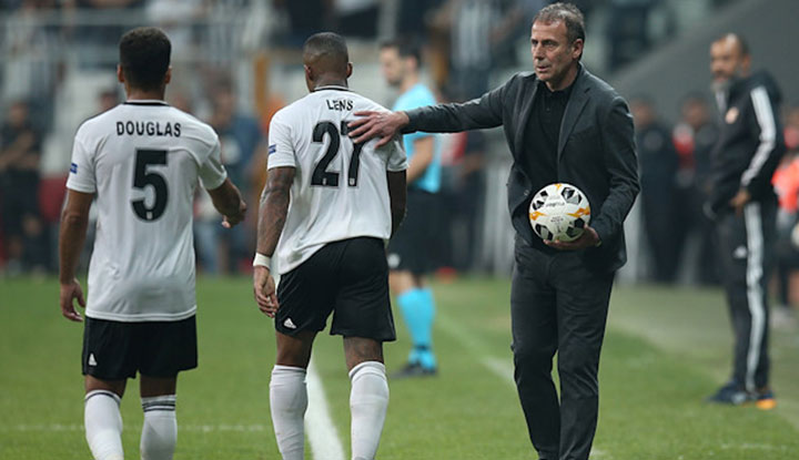 Beşiktaş'ta futbolcular isyan etti!