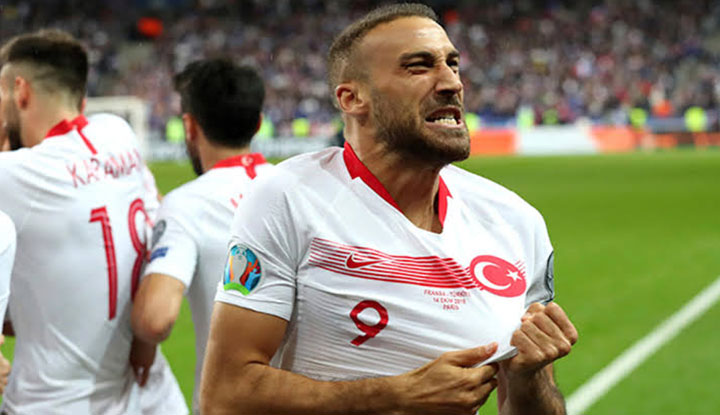 Everton, Cenk Tosun'un bonservis bedelini belirledi!