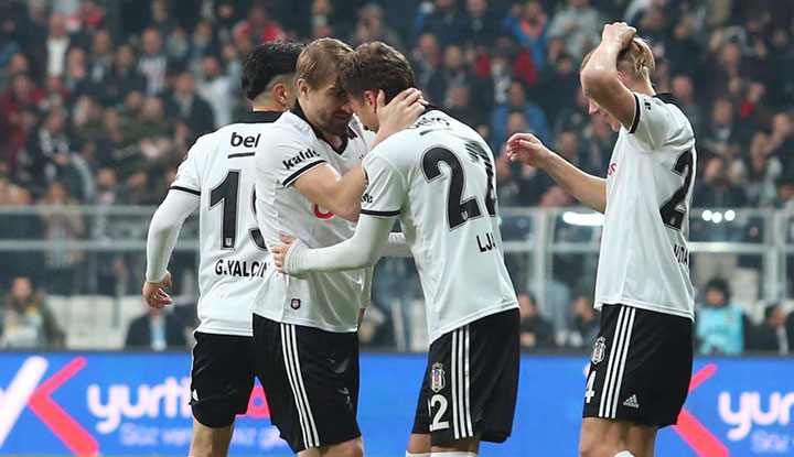 Beşiktaş'ta şaşırtan isim! Abdullah Avcı da yüzüne karşı söyledi!