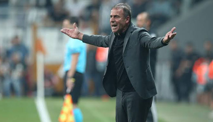 Abdullah Avcı, Beşiktaş'ta ilk peşinde!