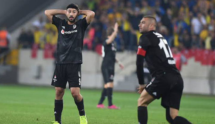 Beşiktaş'ta gözler Güven Yalçın'a çevrildi!