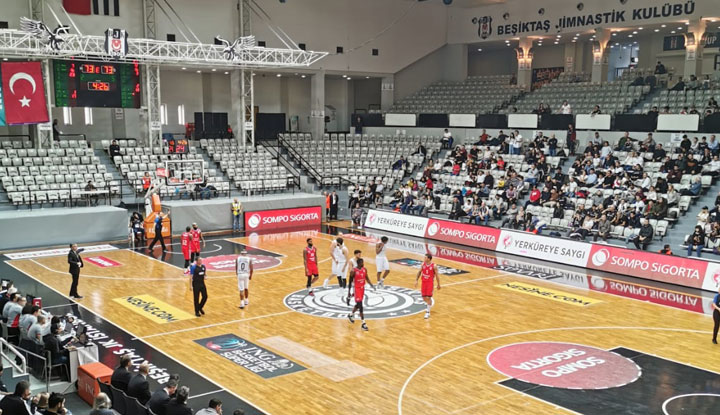 Beşiktaş Sompo Sigorta, Bahçeşehir Koleji'ne mağlup oldu