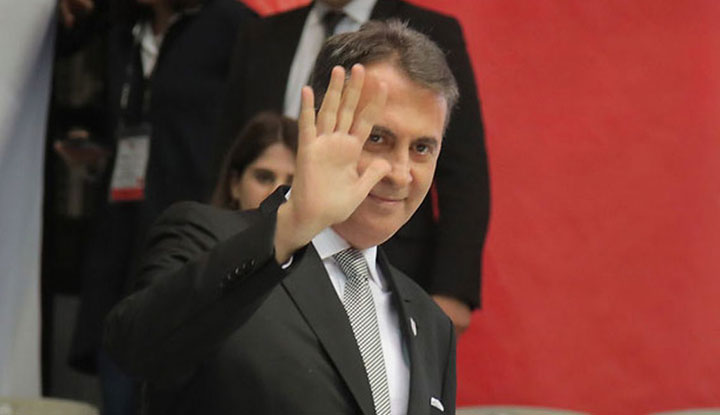 Beşiktaş'ta camianın önde gelen isimlerinden Fikret Orman'a uyarı!