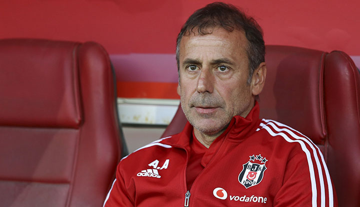 Beşiktaş'ta Abdullah Avcı, oyuncularla fikstür toplantısı yaptı!