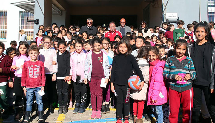 Abdullah Avcı, Antalya’da öğrencilerle buluştu