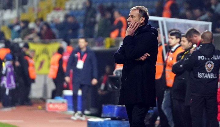 Abdullah Avcı, Kasımpaşa maçı sonrasında oyuncusunu uyardı! Memnun değil!