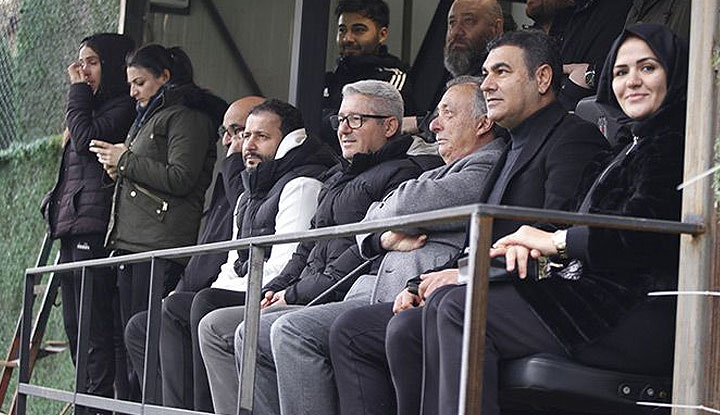 Ahmet Nur Çebi, Beşiktaş Vodafone Kadın Futbol Takımının maçını izledi!