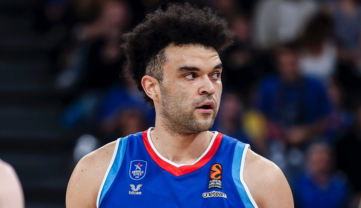 Anadolu Efes'in yıldız oyuncusu Beşiktaş Fibabanka maçını kaçırabilir!