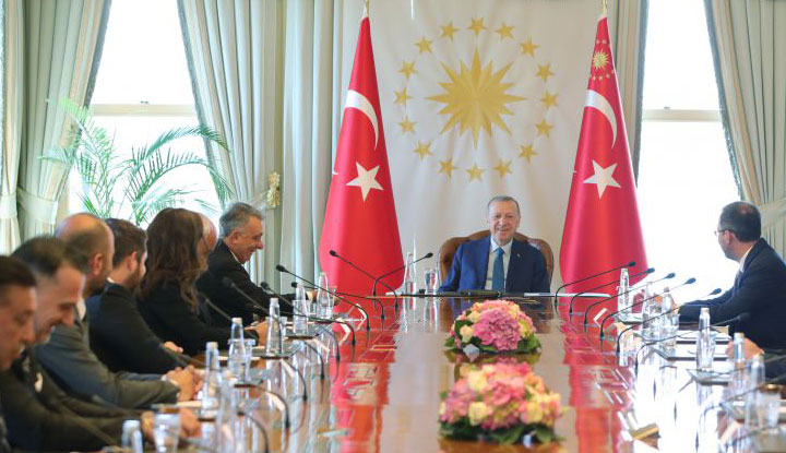 Başkan Ahmet Nur Çebi ve yönetiminden Cumhurbaşkanı Recep Tayyip Erdoğan'a ziyaret!