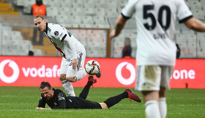 Beşiktaş, Altay karşısında galibiyet hasretini bitirdi