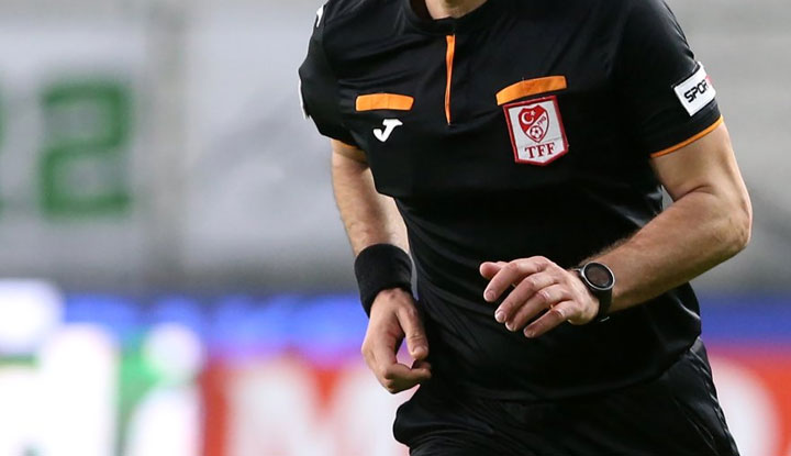 Beşiktaş eski bir hakemi görevlendirdi!