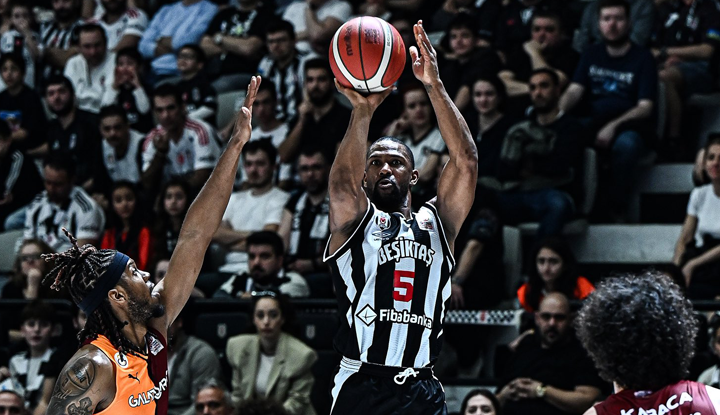 Beşiktaş Fibabanka, derbide farklı kazandı!