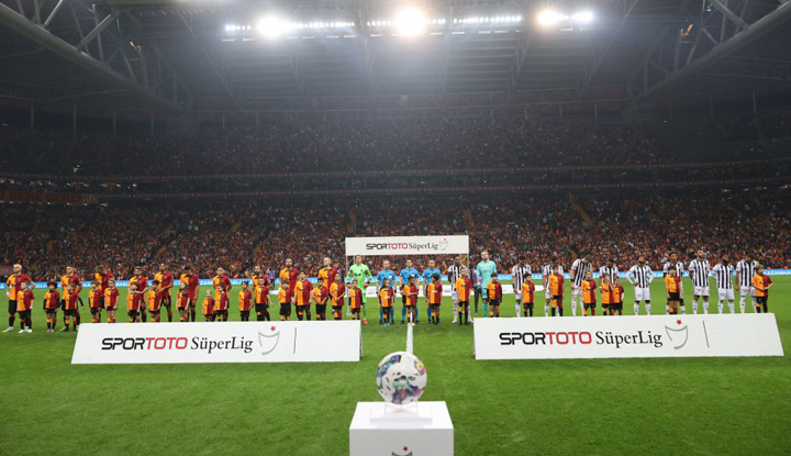 Beşiktaş, Galatasaray'a deplasmanda mağlup oldu!