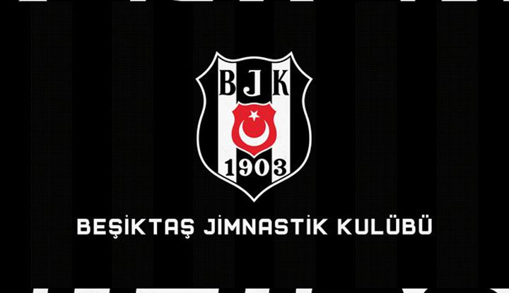 Beşiktaş genç futbolcusuyla profesyonel sözleşme imzaladığını duyurdu!