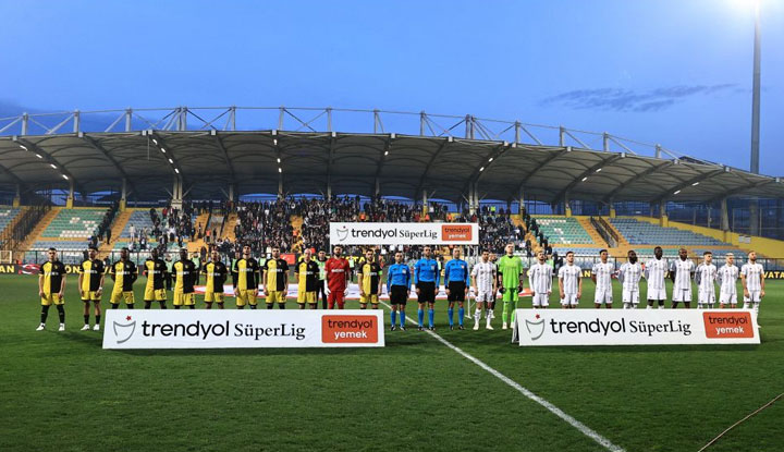 Beşiktaş, İstanbulspor deplasmanından 3 puan ile dönüyor!