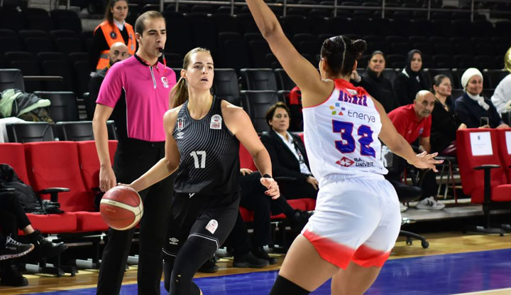 Beşiktaş Kadın Basketbol takımından deplasmanda farklı galibiyet!