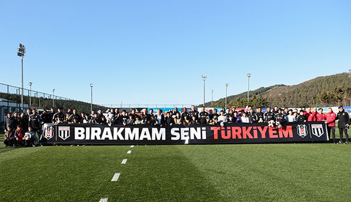 Beşiktaş, Nevzat Demir'de depremzede çocukları ağırladı!