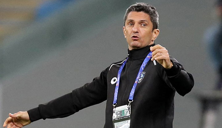 Beşiktaş, Razvan Lucescu ile temasta!