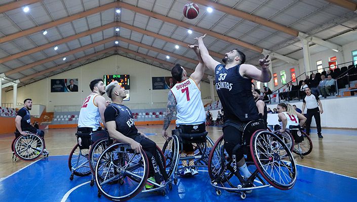 Beşiktaş Tekerlekli Sandalye Basketbol Takımı derbide galip!