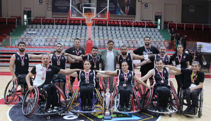 Beşiktaş Tekerlekli Sandalye Basketbol Turnavasında 3. oldu!