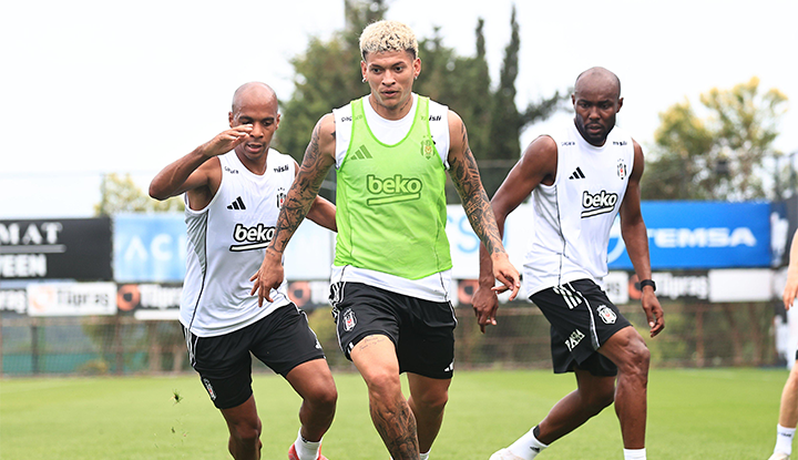 Beşiktaş, yeni sezon hazırlıklarına sabah antrenmanıyla devam etti!