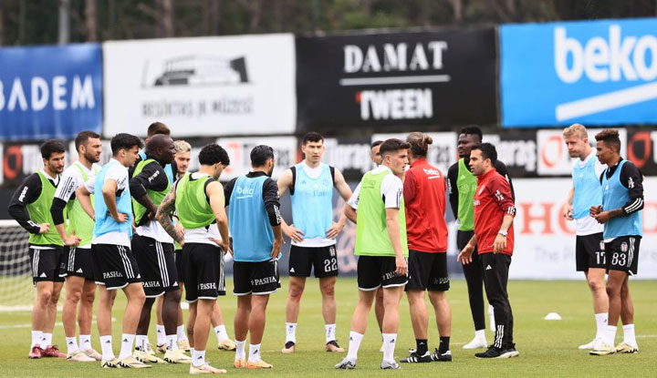 Beşiktaş yeni teknik direktör arayışlarını hızlandırdı!