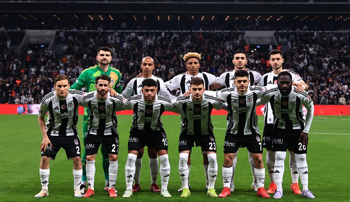 Beşiktaş'ın Başakşehir maçı muhtemel 11'i belli oldu!