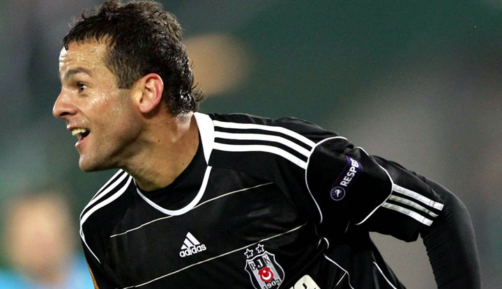 Beşiktaş'ın eski yıldızı Bobo'dan derbi yorumu! "Beşiktaş Hızlı oynamalı"