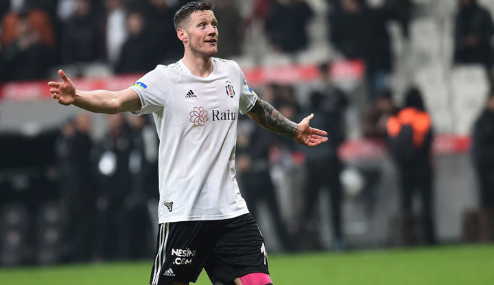 Beşiktaş'ın eski yıldızı dönüyor! Weghorst için girişimler başlıyor!