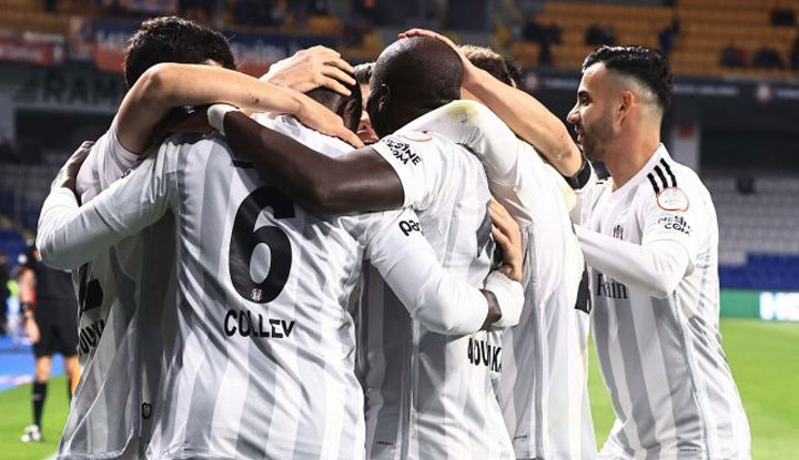 Beşiktaş'ın İstanbulspor hazırlık maçı ilk 11'i belli oldu!