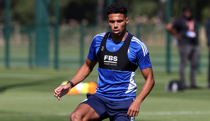 Beşiktaş’ın yeni hedefi James Justin!