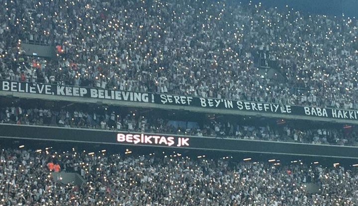 Beşiktaşlı taraftarlardan futbolculara tepki!