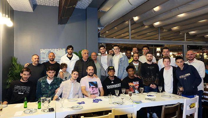 Beşiktaşlı yöneticiler Emlakjet Beşiktaş Erkek Basketbol Takımı ile yemekte buluştu!