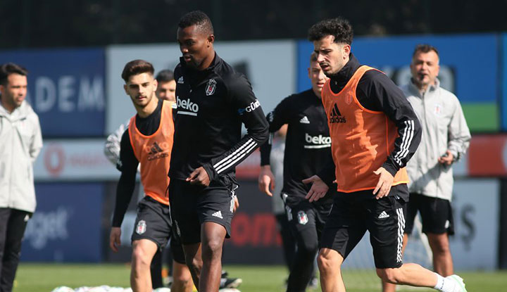 Beşiktaş'ta Domagoj Vida ve Cenk Tosun, antrenmanda yer aldı mı?