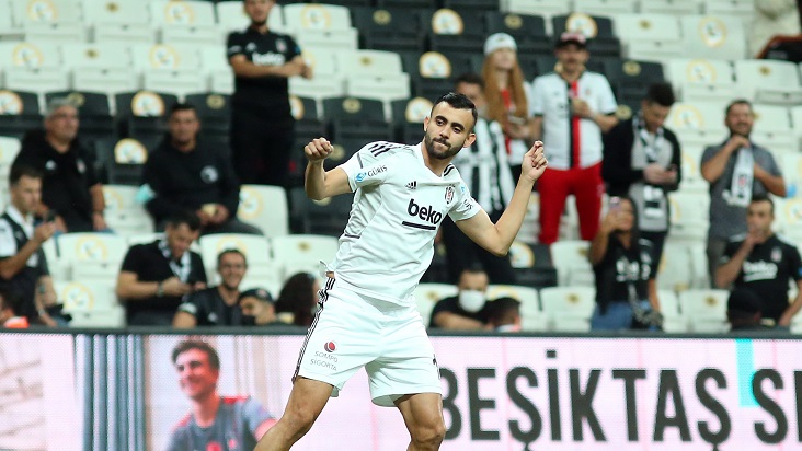 Beşiktaş'ta Ghezzal sakatlandı