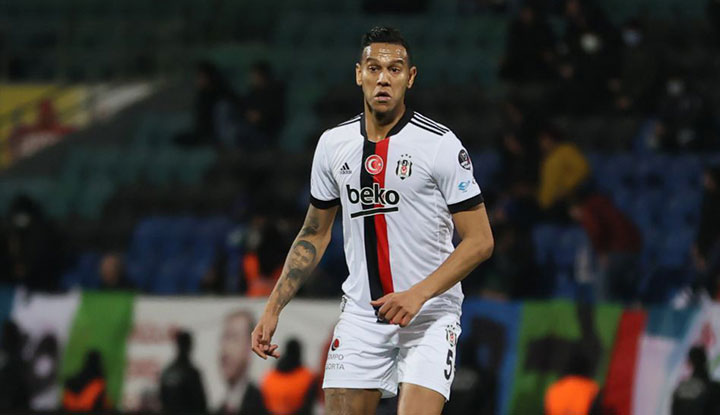 Beşiktaş'ta Josef de Souza sakatlandı