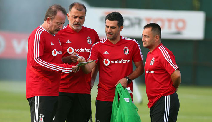 Beşiktaş'ta Ozan Köprülü'ye özel görev