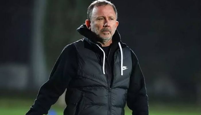 Beşiktaş’ta Sergen Yalçın sesleri yükseliyor!