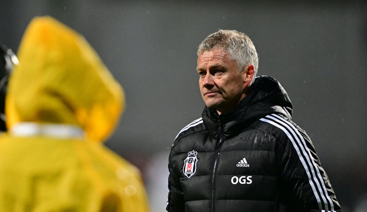 Beşiktaş’ta  transfer zirvesi! Adalı ve Solskjaer santrfor hamlesini masaya yatırıyor!