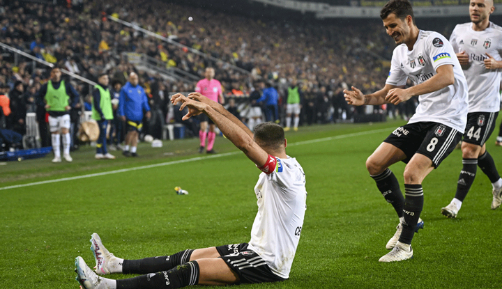 Beşiktaş'ta üç isim sözleşmeyi uzatacak!